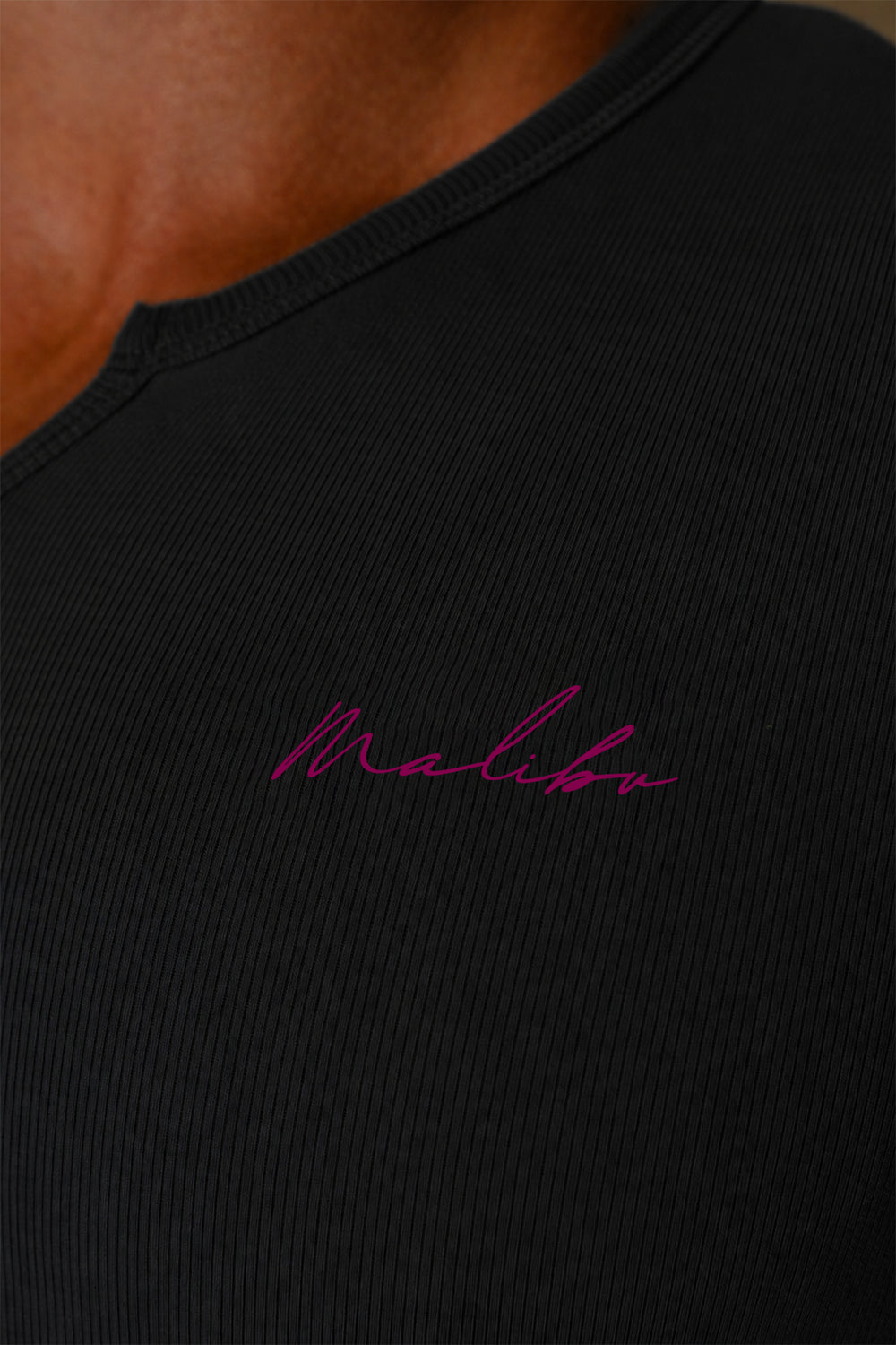 Striker V-Neck Short Sleeve Bodysuit - Noir